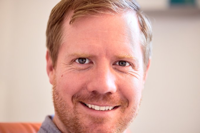 Porträt von Oliver Hecker